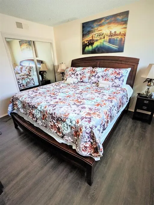 Vacation Home 3.5 Mi To Strip/Dt/Outlt Up To 8 Gst Las Vegas Hébergement de vacances