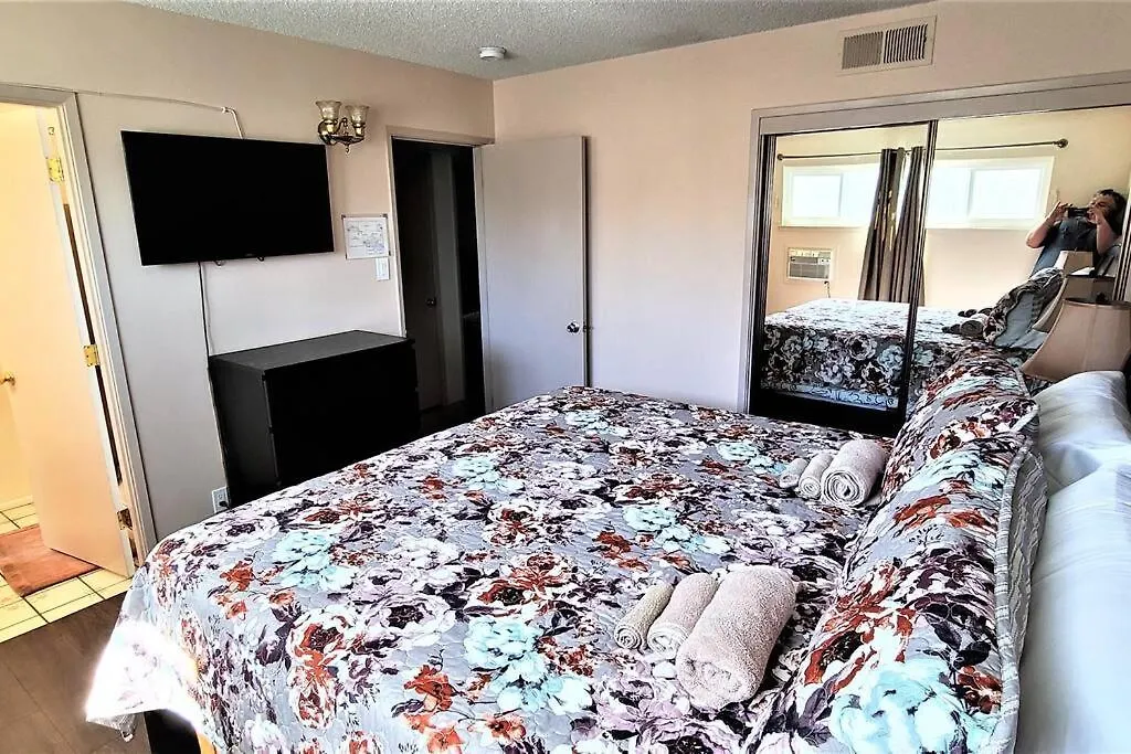 Vacation Home 3.5 Mi To Strip/Dt/Outlt Up To 8 Gst Las Vegas Hébergement de vacances