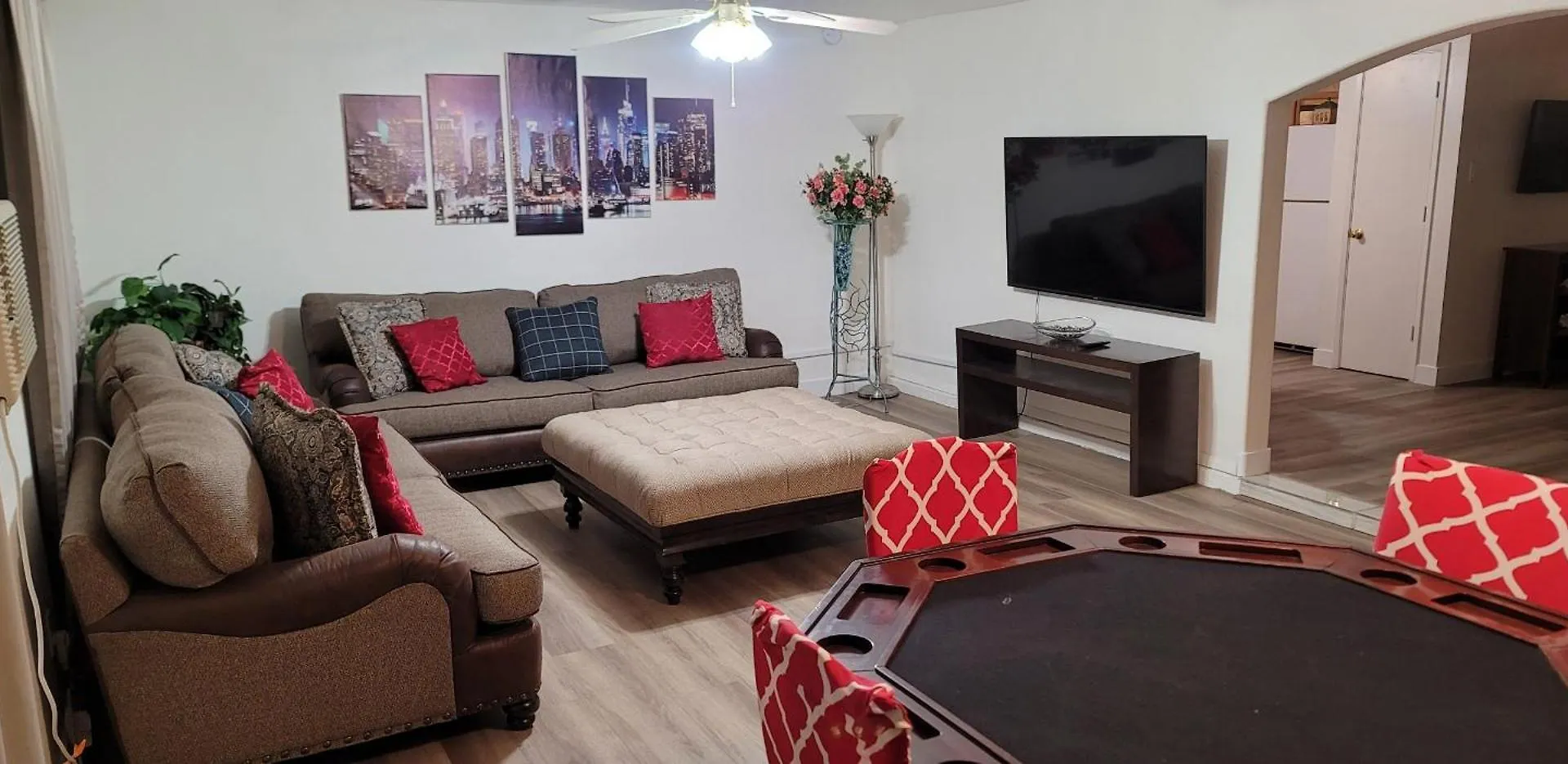 Vacation Home 3.5 Mi To Strip/Dt/Outlt Up To 8 Gst Las Vegas 0*,  États-Unis